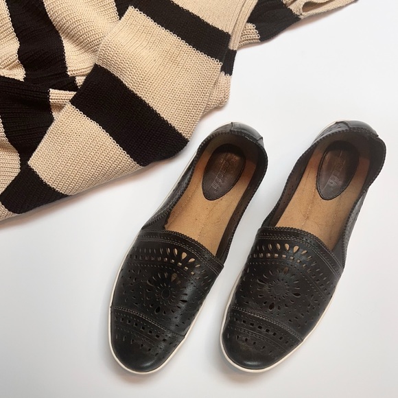 Earth Origins Shoes Earth Origins Slip Ons Poshmark